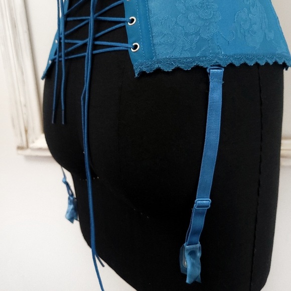 Vintage Y2K teal wild roses square neck corset - Picture 5 of 7